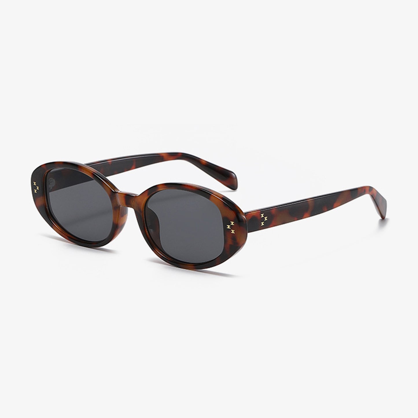 Polycarbonate Frame Oval Sunglasses | Maekery Studio