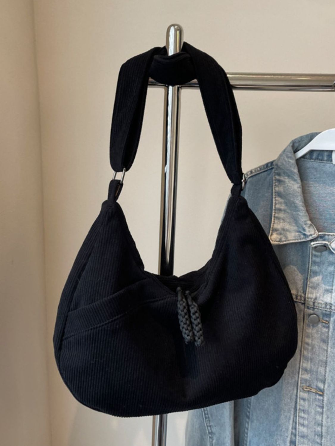 Ribbed Adjustable Strap Shoulder Bag | Maekery Studio