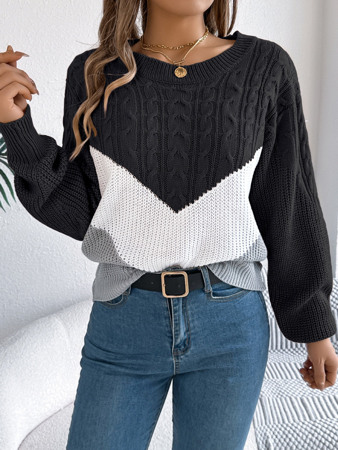 Cable-Knit Color Block Round Neck Sweater | Maekery Studio