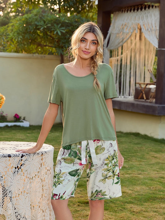 Short Sleeve Top and Printed Shorts Lounge Set | Maekery Studio