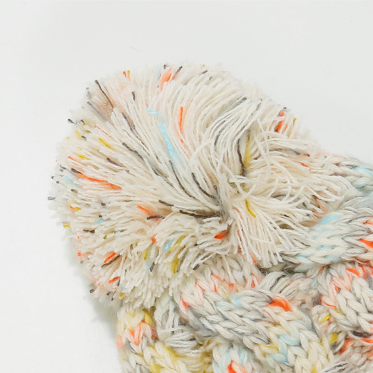 Contrast Cable-Knit Hat with Pompom | Maekery Studio