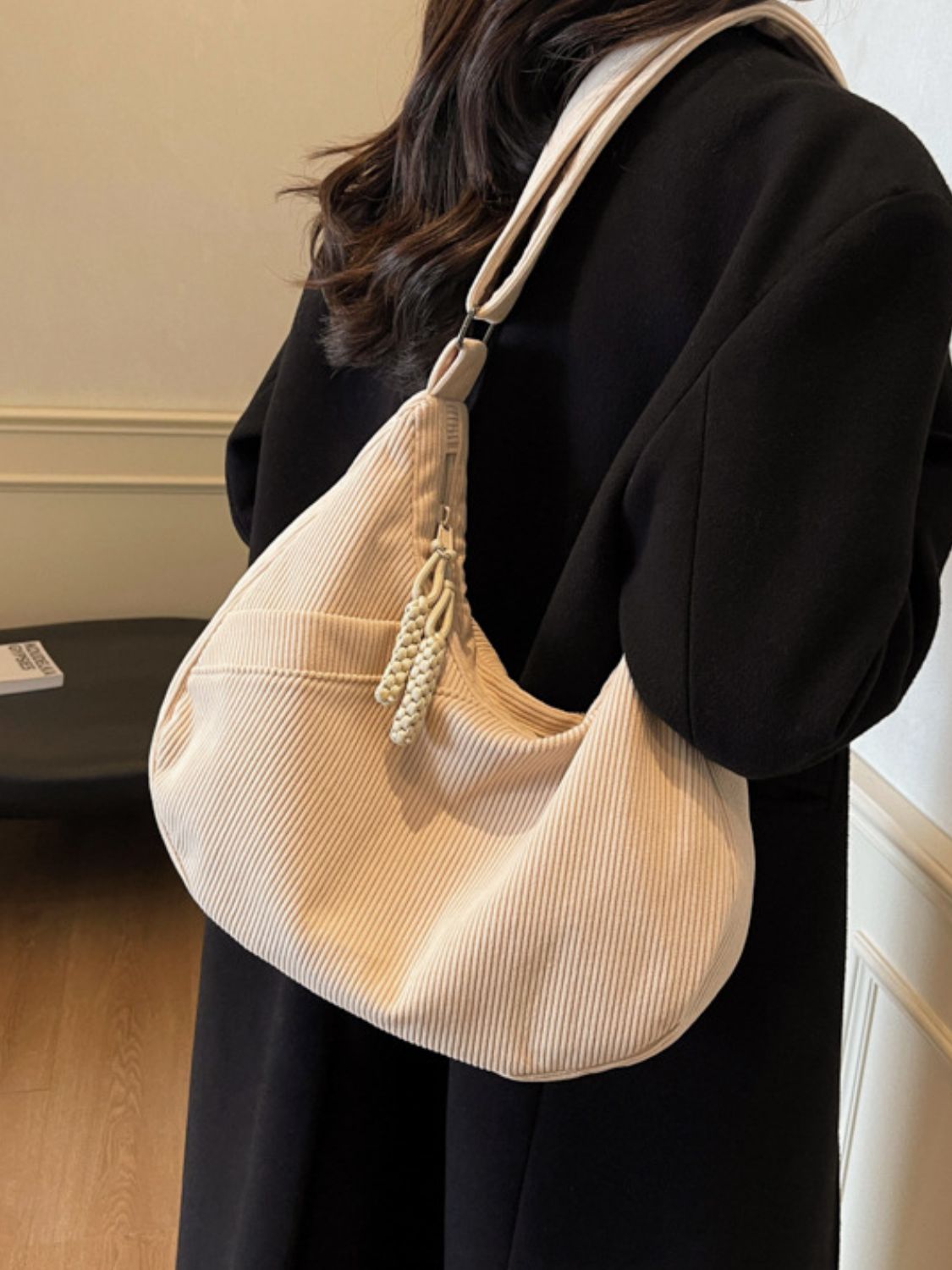 Ribbed Adjustable Strap Shoulder Bag | Maekery Studio