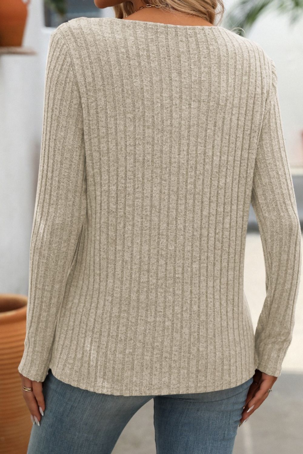 Mandy Ribbed V-Neck Long Sleeve T-Shirt | Maekery Studio