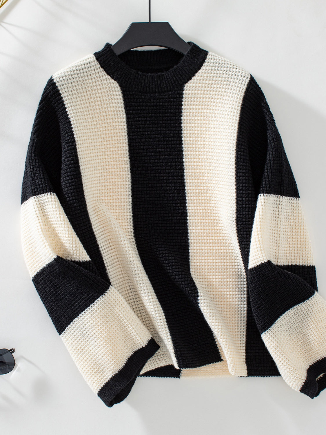 Color Block Round Neck Long Sleeve Sweater | Maekery Studio