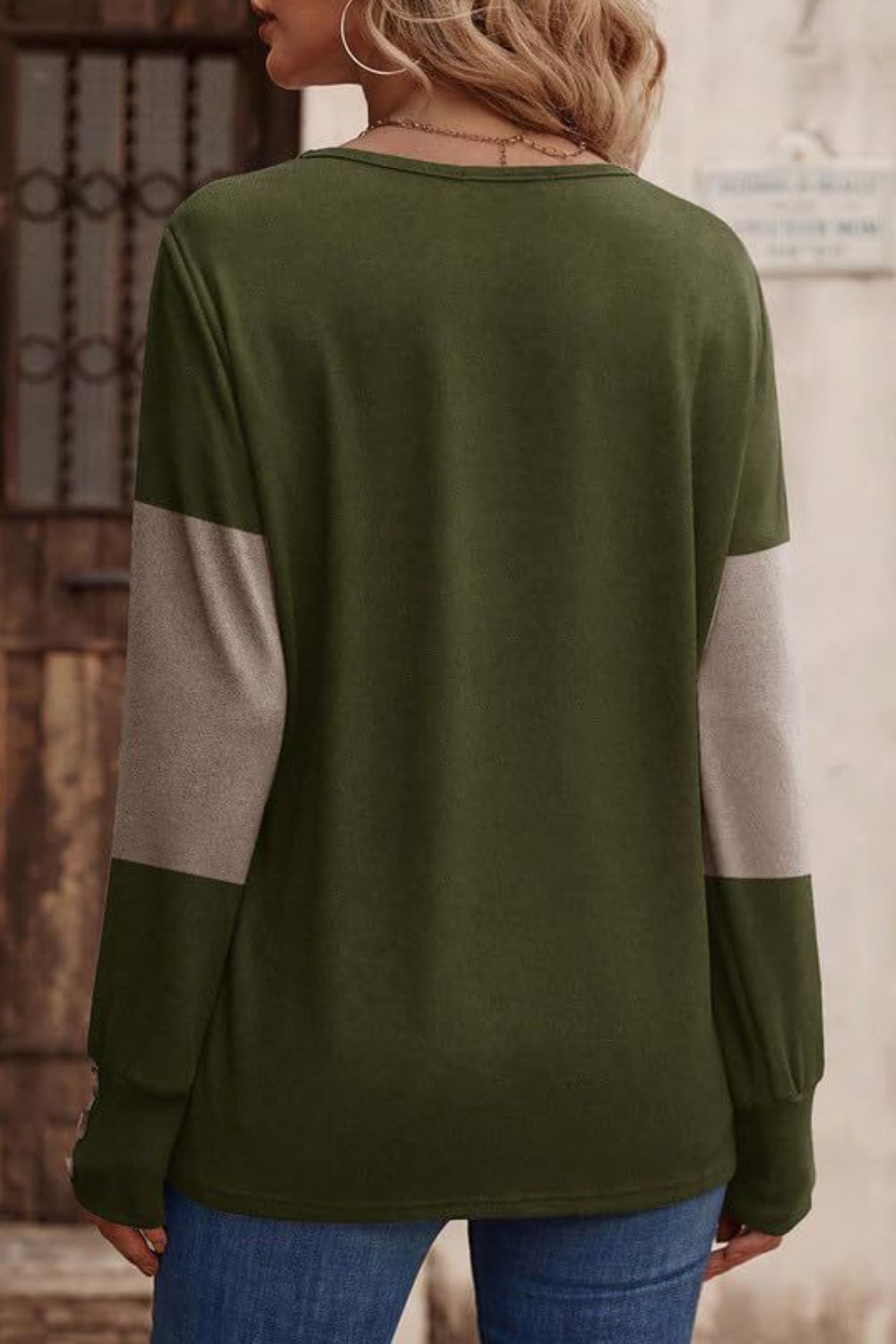 Decorative Button Contrast V-Neck Long Sleeve T-Shirt | Maekery Studio