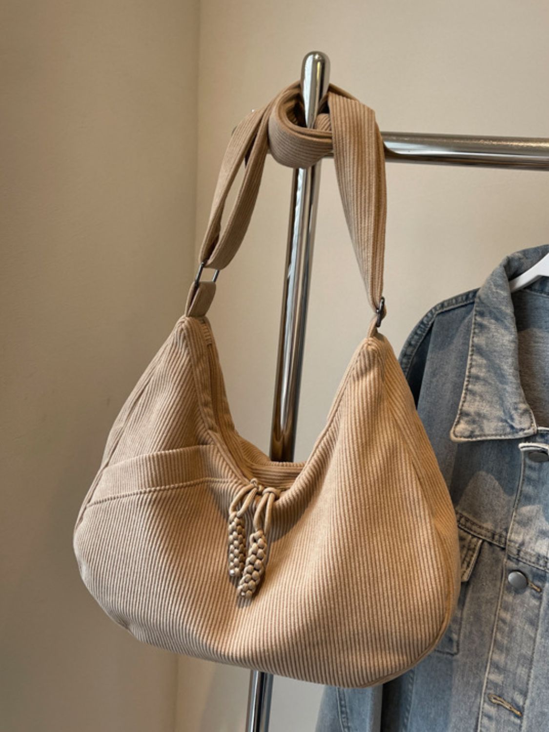 Ribbed Adjustable Strap Shoulder Bag | Maekery Studio