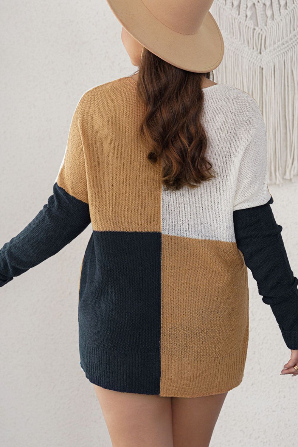 Plus Size Color Block Round Neck Sweater | Maekery Studio