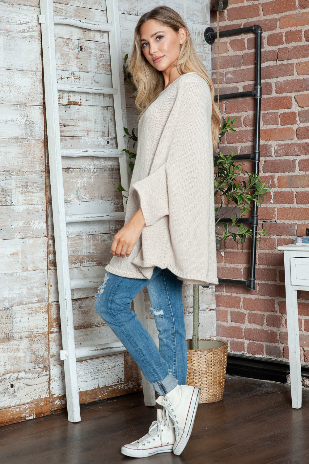 Round Neck Batwing Sleeve Sweater | Maekery Studio